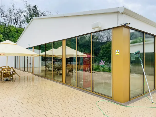 Curățare geamuri - Lucrările noastre 22