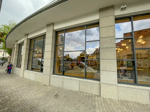 Curățare geamuri - Lucrările noastre 28